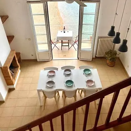Beachfront Calella Duplex Apartment *